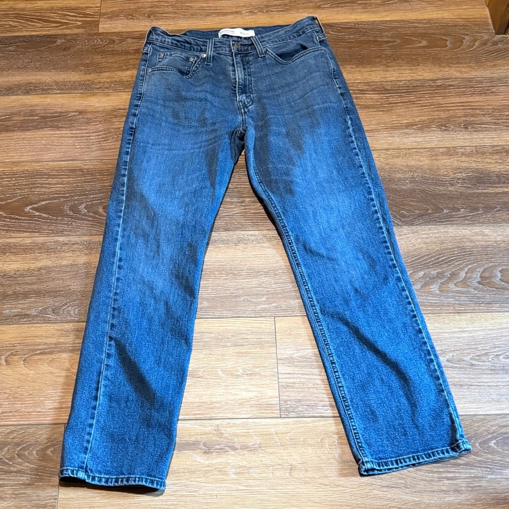 Signature by Levi Strauss Mens S67 Athletic Fit Denim Jeans 31x29 Medium Wash
